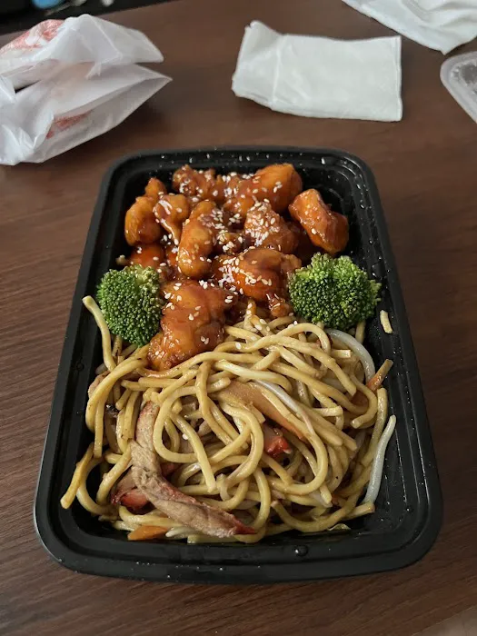 Brother's Asian Cuisine Picture 1