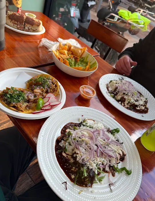 Tacos Por Favor Picture 8