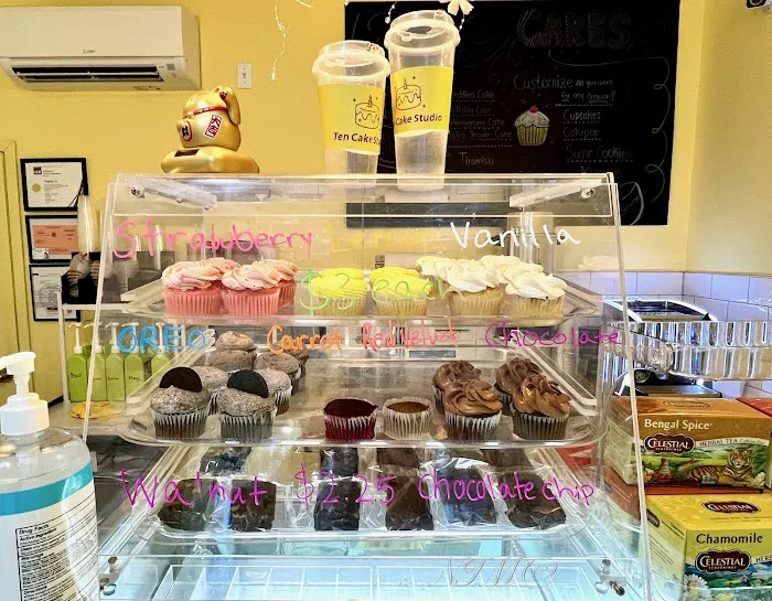 Ten Cake Studio Picture 8