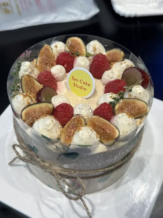 Ten Cake Studio Picture 3