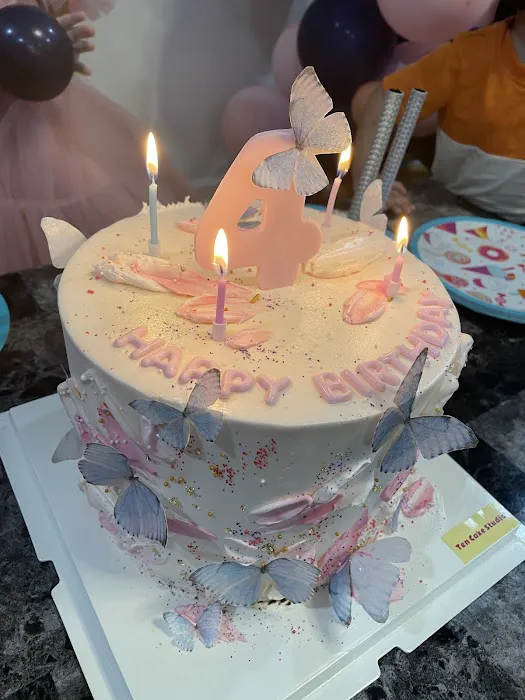 Ten Cake Studio Picture 2