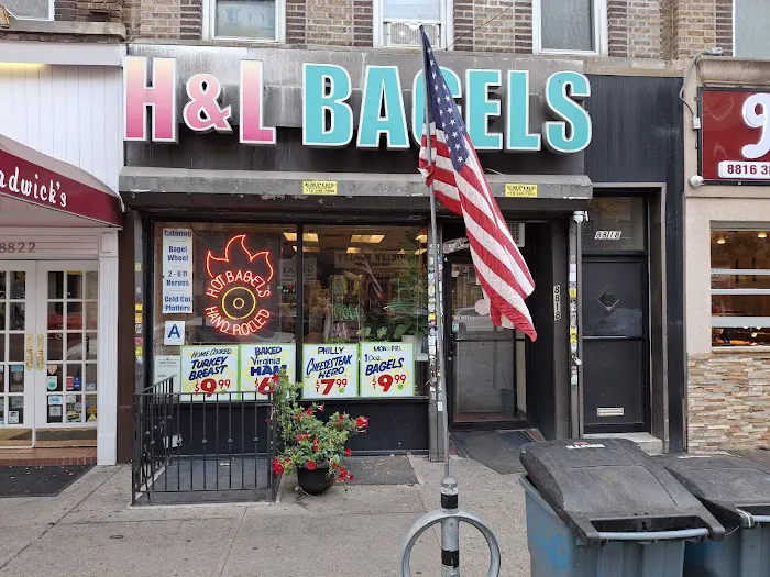 H & L Bagels Picture 10
