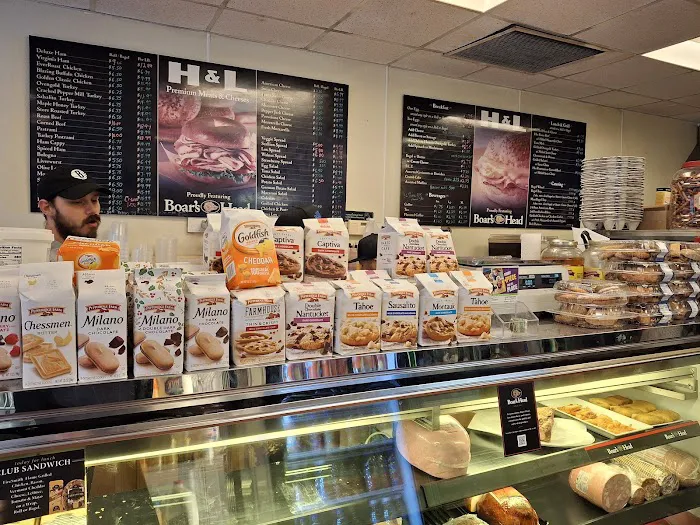 H & L Bagels Picture 7