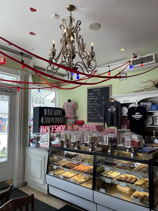 Little Cupcake Bakeshop Picture 6