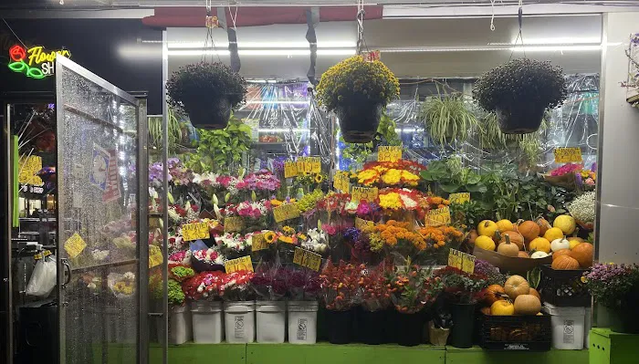 SAM DELI & CONVENIENCE STORE INC Picture 7