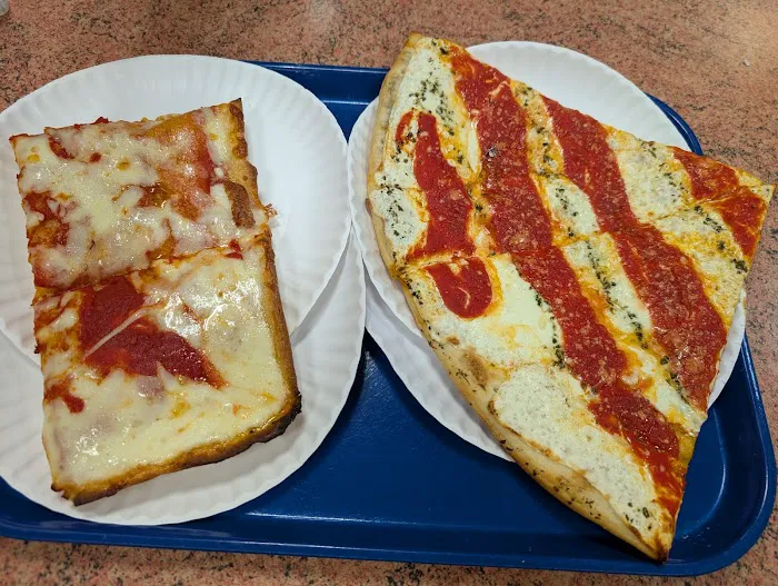 Nino's Pizza Picture 5