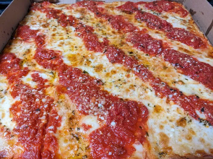 Nino's Pizza Picture 4