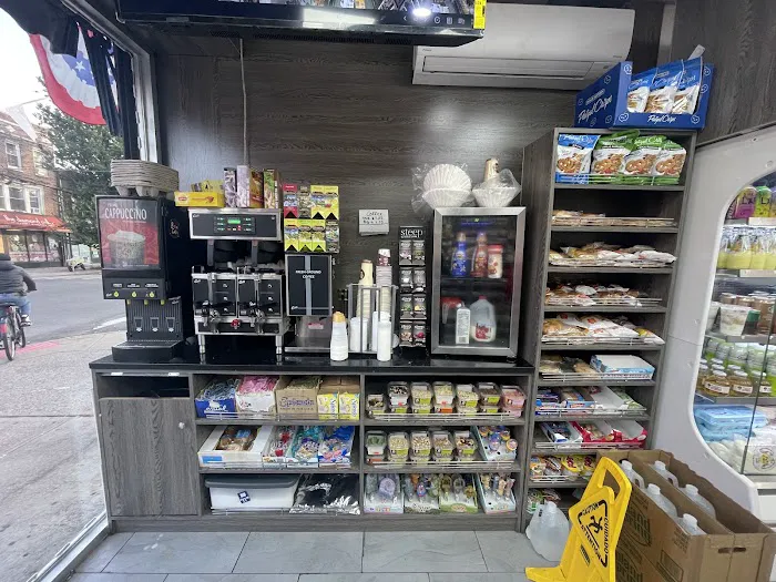 13th ave Deli Grill Picture 9