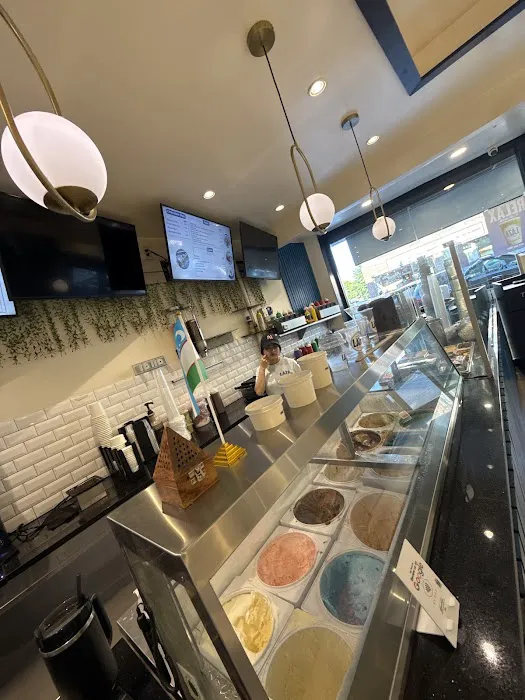Laza Dessert Cafe Picture 9