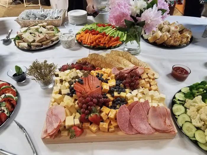 Schreibers Deli & Catering Picture 4