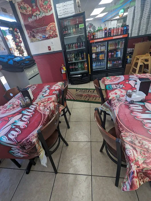 Bella Italia Pizzeria Picture 10