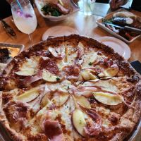River & Henley Bar and Restaurant ico