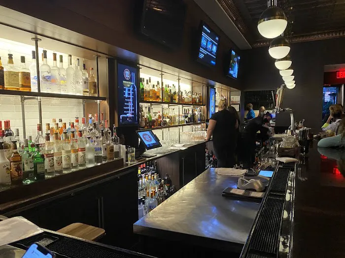 Park West Tavern Picture 3
