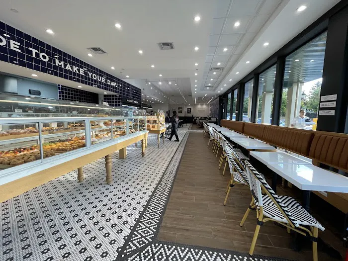 Paris Baguette Picture 9