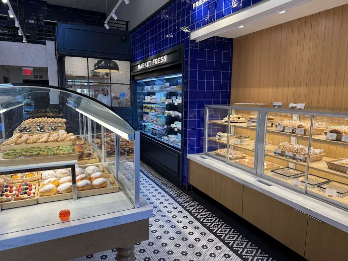 Paris Baguette Picture 8
