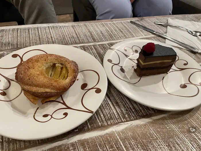 Pierre & Michel Authentic French Bakery Picture 6