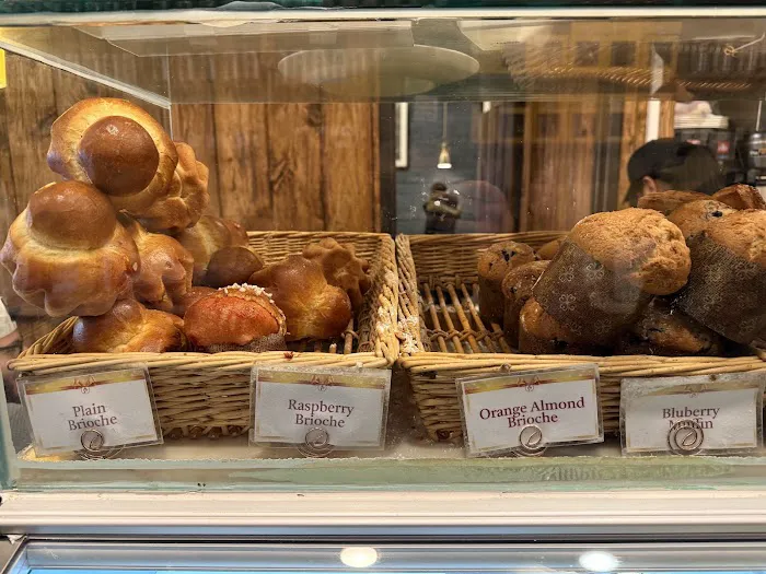 Sook Pastry Picture 9