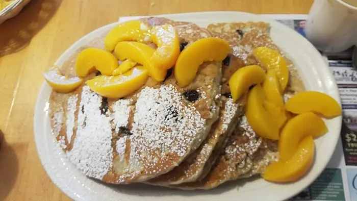 Le Pancake Cafe Picture 8