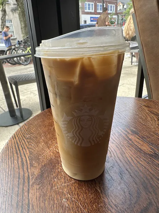Starbucks Picture 9