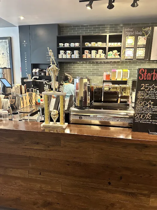 Starbucks Picture 2