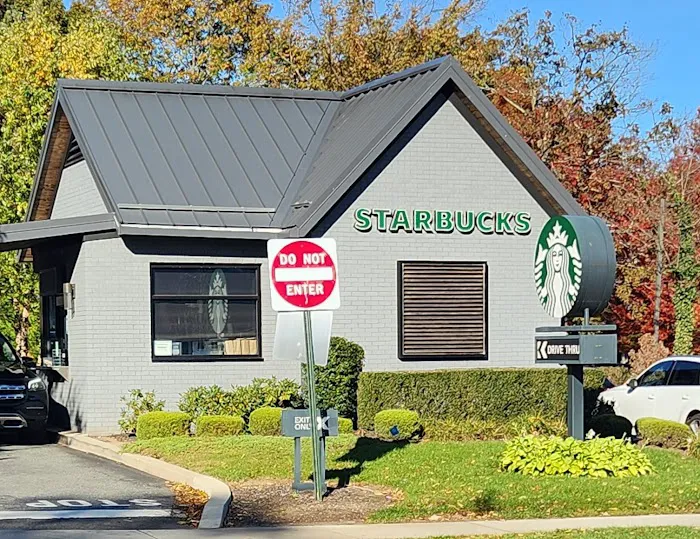 Starbucks Picture 10