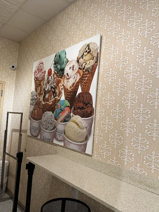 Kilwins Ice Cream - Chocolate - Fudge Picture 8