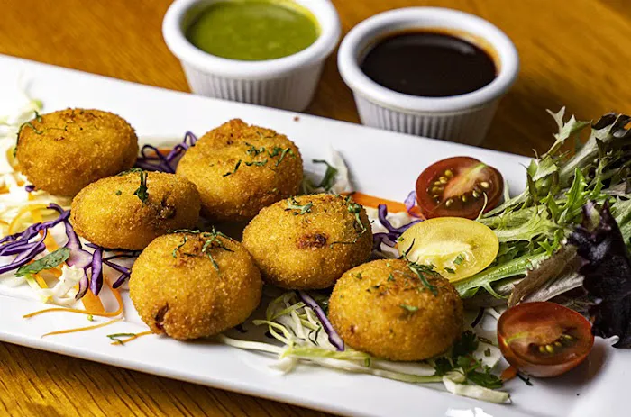 Turmeric Indian Bistro Picture 1