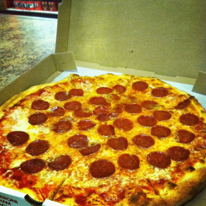 Garbo's Italian Deli & Pizza Picture 2