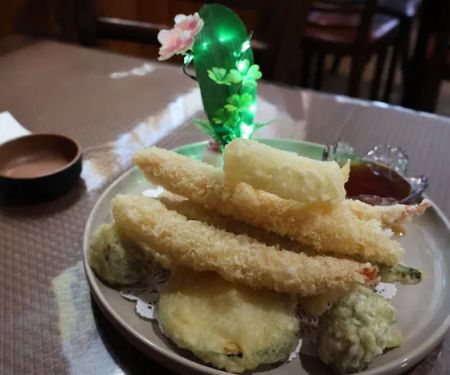 Ho-Ho-Kus Sushi Cafe