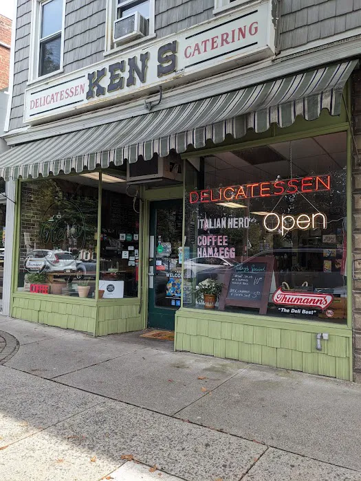 Ken's Deli Picture 6