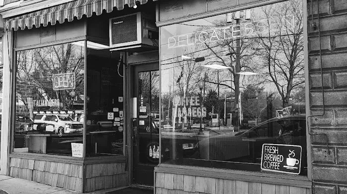 Ken's Deli Picture 10