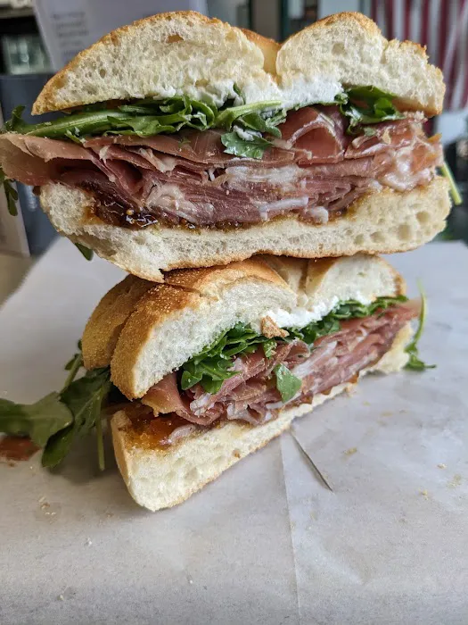 Ken's Deli Picture 7