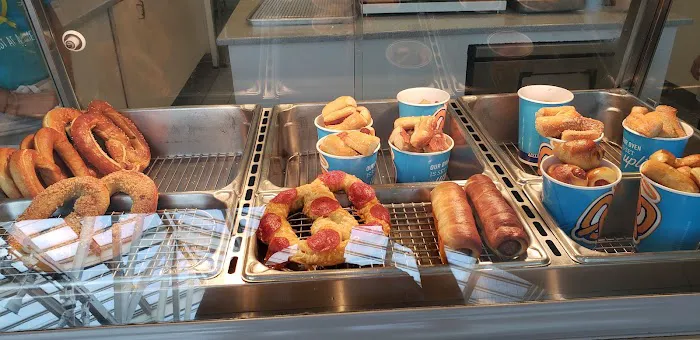 Paramus Park Food Court Picture 3