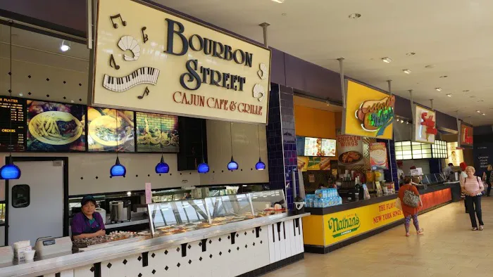 Paramus Park Food Court Picture 10