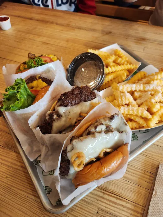 Shake Shack 479 Route 17 South - Paramus Picture 6