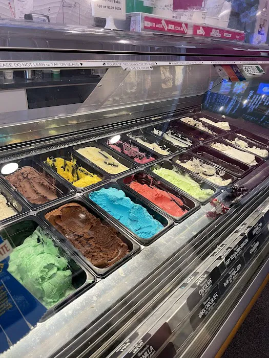 Mr. Moo's Ice Cream Cafe Ridgewood Picture 5