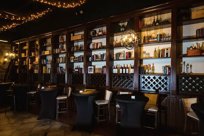Uncorked Wine Lounge Picture 8