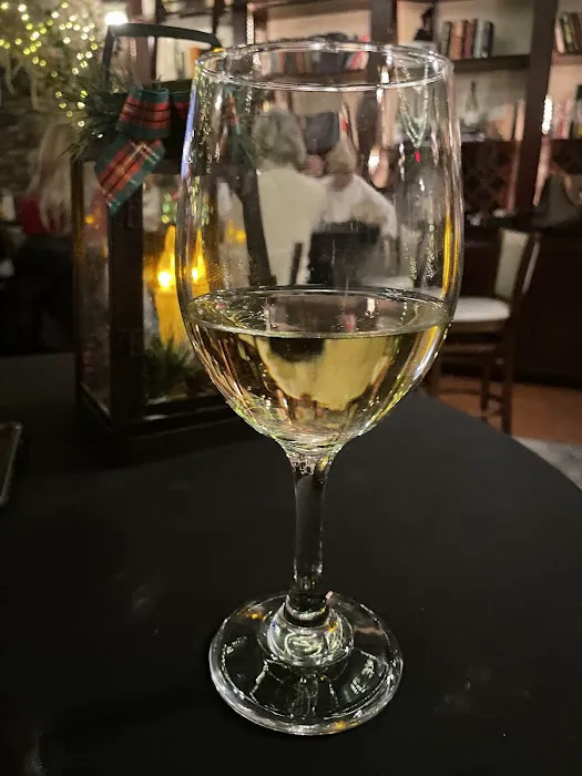 Uncorked Wine Lounge Picture 4