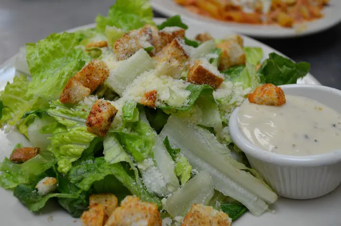 Mangiamo Pizza Restaurant & Catering Picture 3