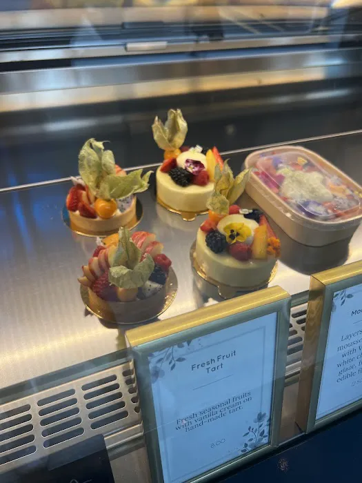 Ciel Dessert Picture 10