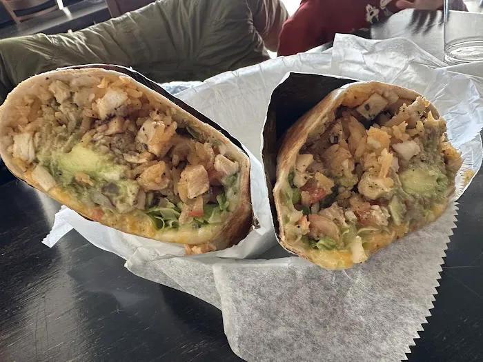 Burritos and Tacos Mexica Picture 3
