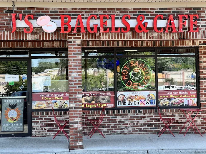 J'S BAGELS & CAFE Picture 8