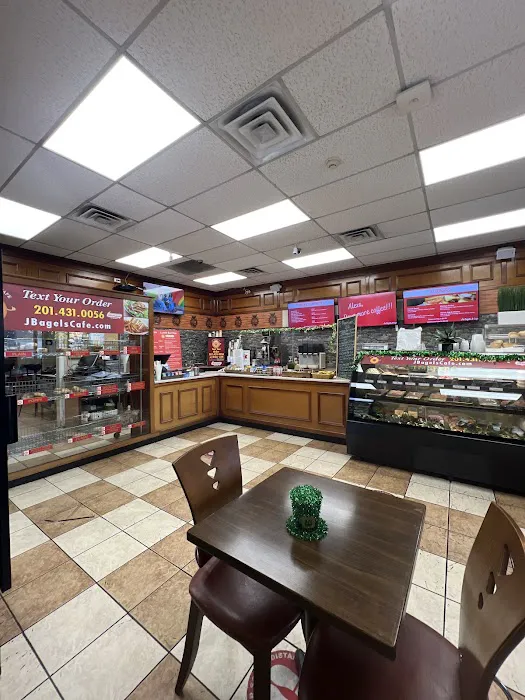 J'S BAGELS & CAFE Picture 9