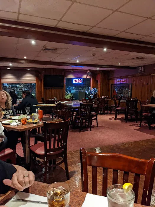Emerson Hotel Restaurant & Bar Picture 1