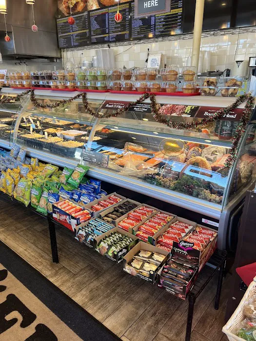 Adam's Bagels Cafe & Deli - River Vale Picture 2