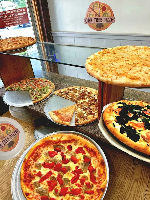 Oak Tree Pizza & Pasta Picture 7