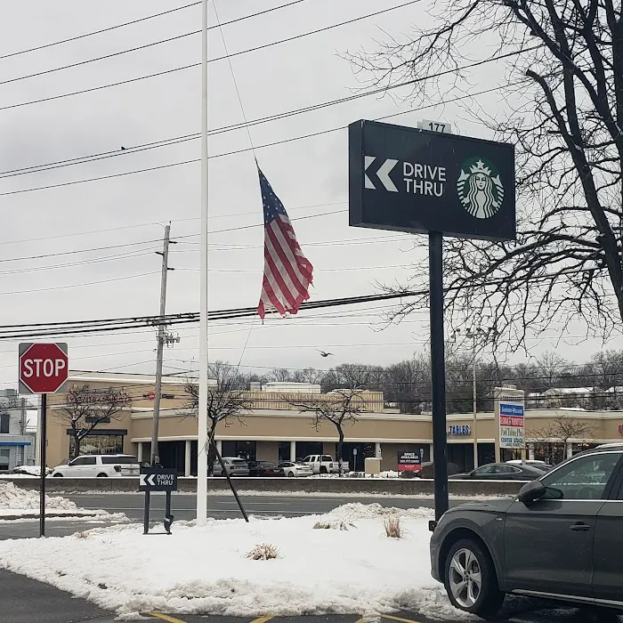 Starbucks Picture 2