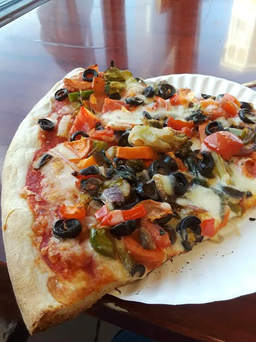 Roma II Pizza Picture 4
