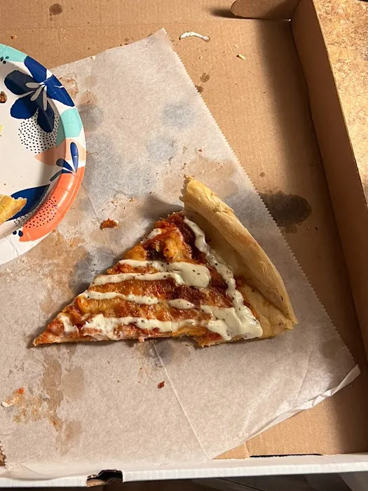 Montebello's Pizza Picture 4