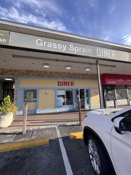 Grassy Sprain Diner Picture 2